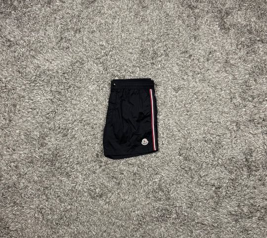 Moncler costume