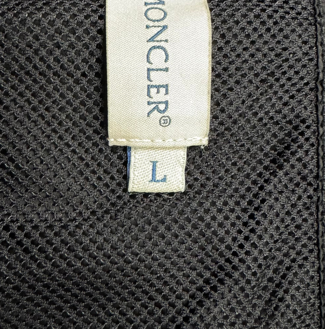 Moncler costume