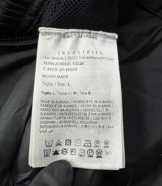 Moncler costume