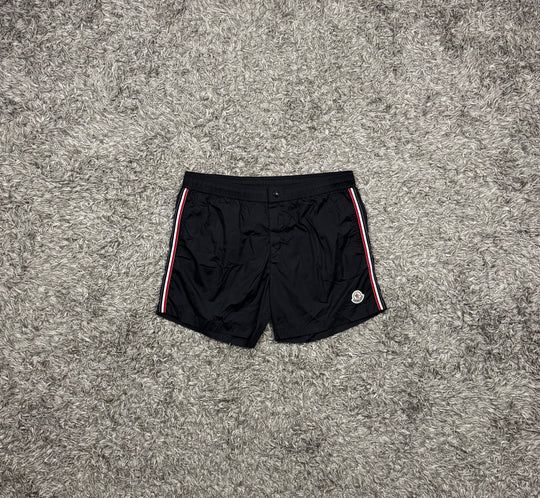 Moncler costume