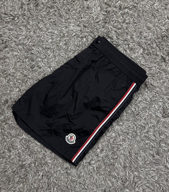 Moncler costume