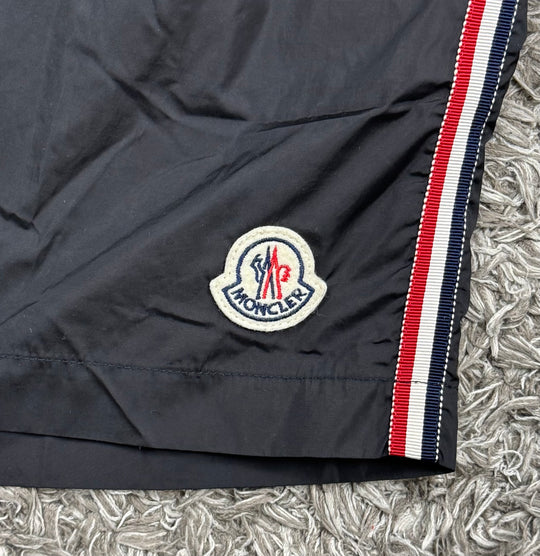 Moncler costume